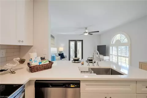 Kitchen - 655 8th Ave S #3, Naples, FL 34102 photo 9 of 9