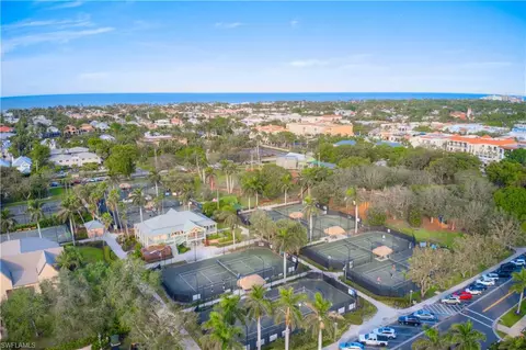 View/Area - 655 8th Ave S #3, Naples, FL 34102 photo 3 of 6