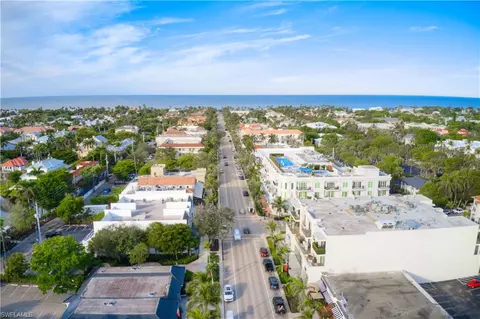 View/Area - 655 8th Ave S #3, Naples, FL 34102 photo 5 of 6