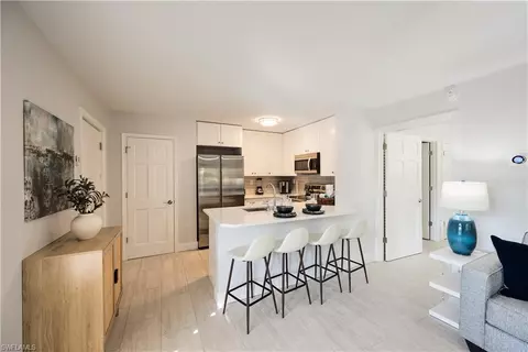 Kitchen - 655 8th Ave S #3, Naples, FL 34102 photo 2 of 9