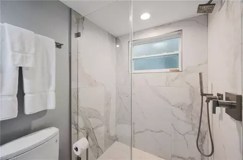 Bath - 655 8th Ave S #3, Naples, FL 34102 photo 2 of 2