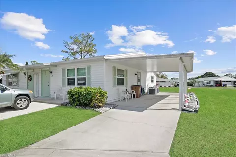 30 Desert Candle Cir, Lehigh Acres, FL 33936