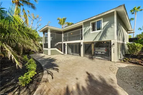 734 Pyrula Ave, Sanibel, FL 33957