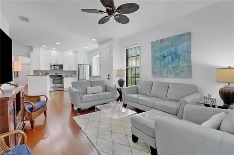 7800 Woodbrook Cir #2501, Naples, FL 34104