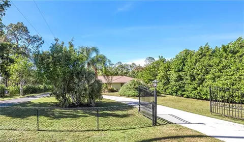 3241 68th St SW, Naples, FL 34105