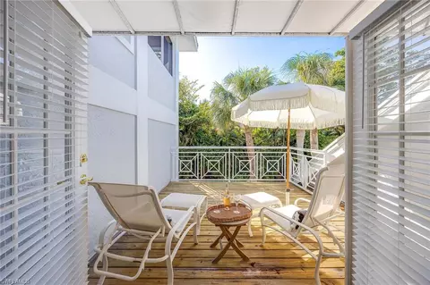 Exterior - 340 7th Ave S #2, Naples, FL 34102 photo 4 of 10