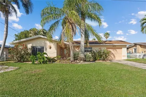5310 Colonade Ct, Cape Coral, FL 33904