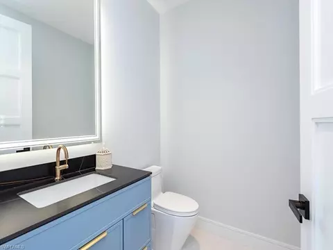 Bath - 8310 Tuliptree Pl, Naples, FL 34113 photo 4 of 5