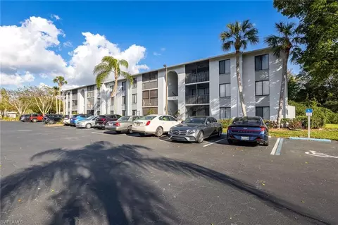 9540 Green Cypress Ln #8-H1, Fort Myers, FL 33905