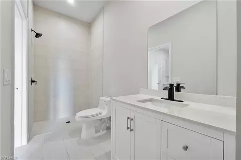 Bath - 4122 10th Ave SE, Naples, FL 34117 photo 2 of 2
