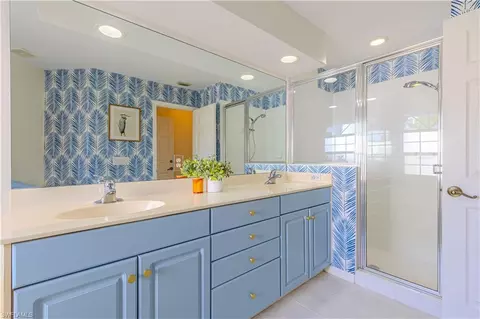 Bath - 1092 Silverstrand Dr, Naples, FL 34110 photo 2 of 3