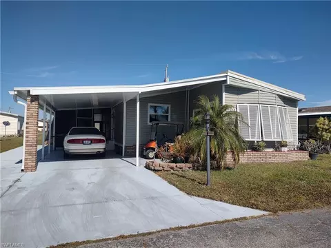 9278 Desoto Dr, North Fort Myers, FL 33903