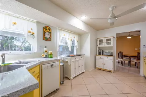 Kitchen - 4418 Parrot Ave, Naples, FL 34104 photo 1 of 3