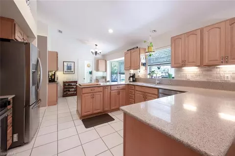 105 Leanore Ct, Naples, FL 34112 photo 9