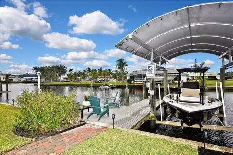 461 Stipe St, North Fort Myers, FL 33903