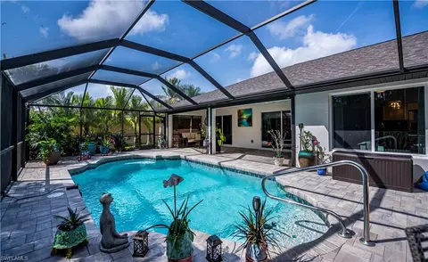 2702 SW 31st Ln, Cape Coral, FL 33914