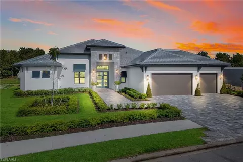 14322 Charthouse Cir, Naples, FL 34114