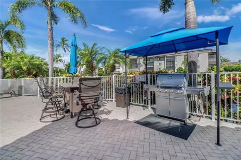 9901 Sunset Cove Ln #214, Fort Myers, FL 33919