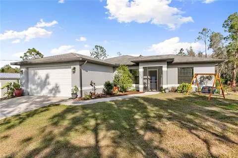 Exterior - 21401 Corkscrew Ranch Rd, Estero, FL 33928 photo 2 of 10