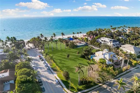 25 5th Ave S, Naples, FL 34102 photo 2