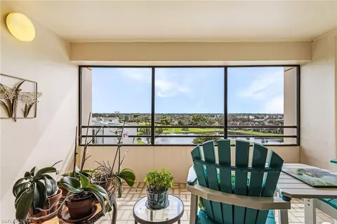 5260 S Landings Dr #702, Fort Myers, FL 33919