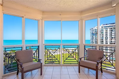 4021 Gulf Shore Blvd N #1006, Naples, FL 34103
