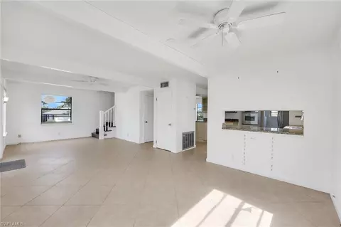 Living - 9780 Vanderbilt Dr, Naples, FL 34108 photo 4 of 6