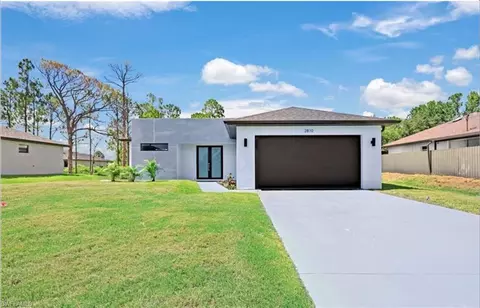 2810 9th St SW, Lehigh Acres, FL 33976