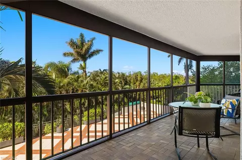 6075 Pelican Bay Blvd #202, Naples, FL 34108