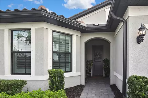 19613 Utopia Ln, Estero, FL 33928 photo 4