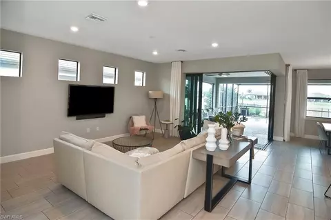 19613 Utopia Ln, Estero, FL 33928 photo 6