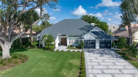 807 Arrowhead Ln, Naples, FL 34108