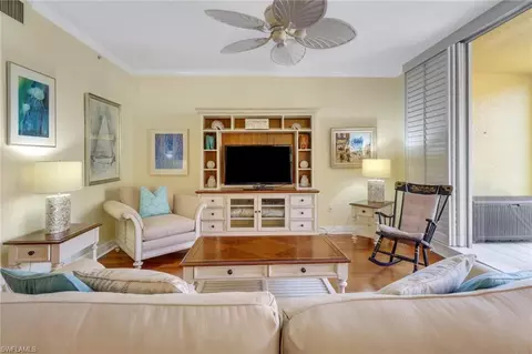 410 Bayfront Pl #2303, Naples, FL 34102