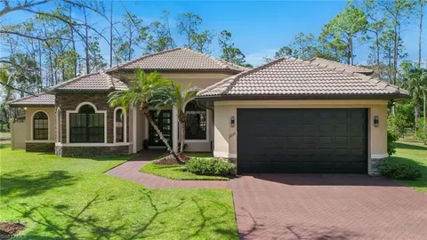 1515 29th St SW, Naples, FL 34117