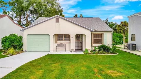 1112 E Corktree Cir, Port Charlotte, FL 33952