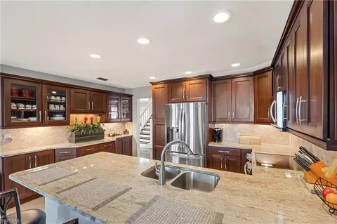 1300 Silverstrand Dr, Naples, FL 34110