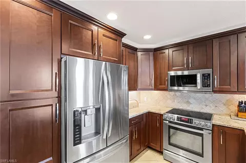 Kitchen - 1300 Silverstrand Dr, Naples, FL 34110 photo 5 of 5