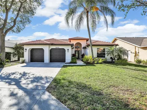 10975 Fieldfair Dr, Naples, FL 34119