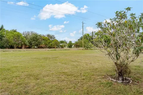 9 Cannes Dr, Naples, FL 34112 photo 8