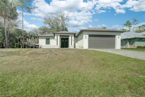 3842 Insdale St, Fort Myers, FL 33905