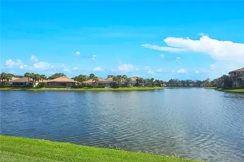1876 Seville Blvd #1512, Naples, FL 34109
