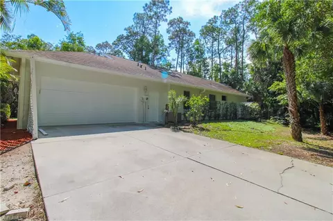 3892 29th Ave SW, Naples, FL 34117