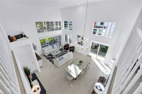 2148 Paget Cir, Naples, FL 34112