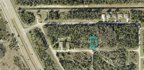 421 Scottsdale St, Lehigh Acres, FL 33974