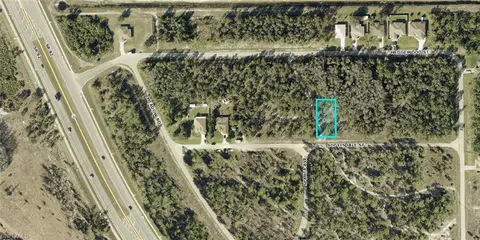 423 Scottsdale St, Lehigh Acres, FL 33974