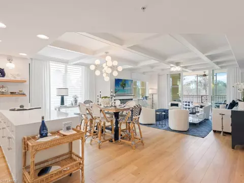 2738 Tiburon Blvd E #B-202, Naples, FL 34109