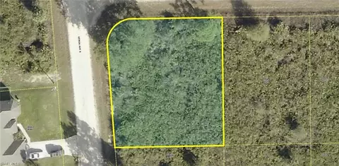 1106 Rachel St E, Lehigh Acres, FL 33974