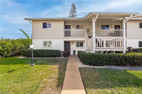 5707 Foxlake Dr #1, North Fort Myers, FL 33917