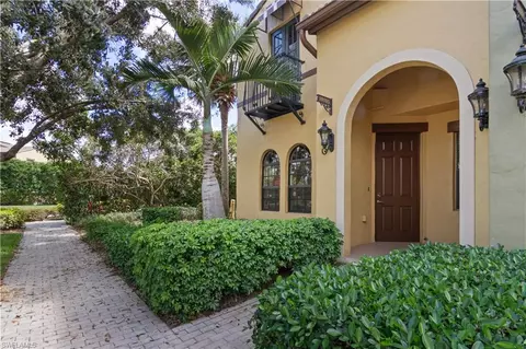 9072 Chula Vista St #10105, Naples, FL 34113