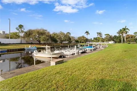 1525 Tropic Ter #1525, North Fort Myers, FL 33903
